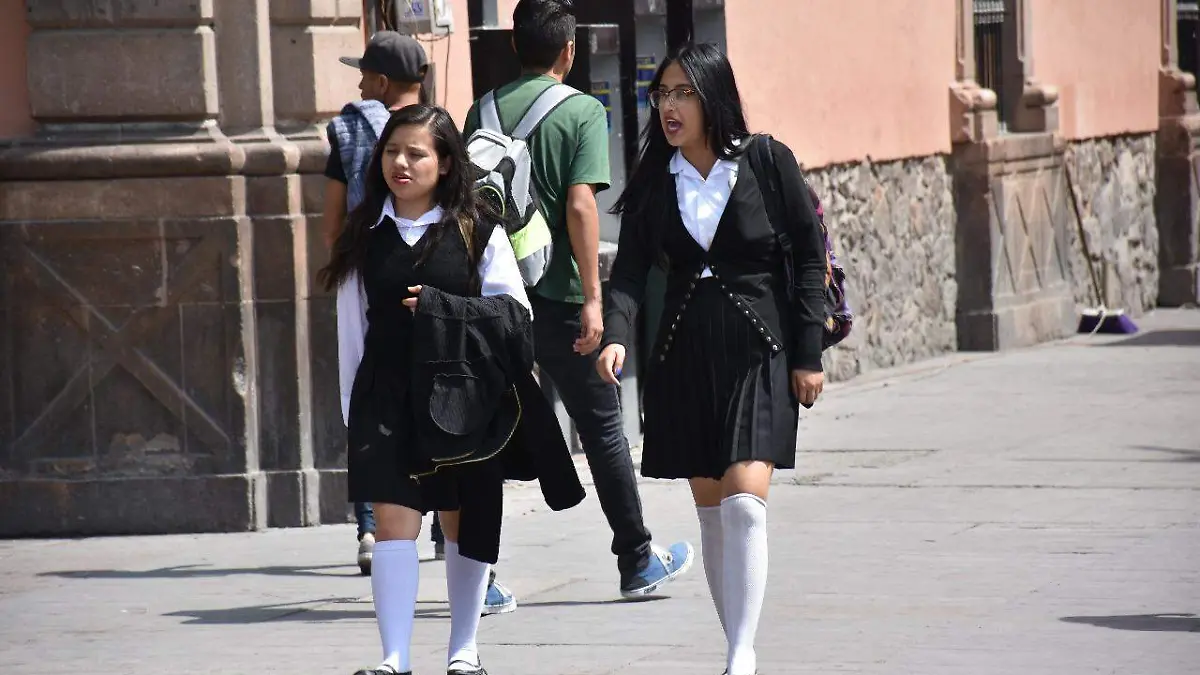 adolecentes estudiantes población mujeres niñas adolecentes